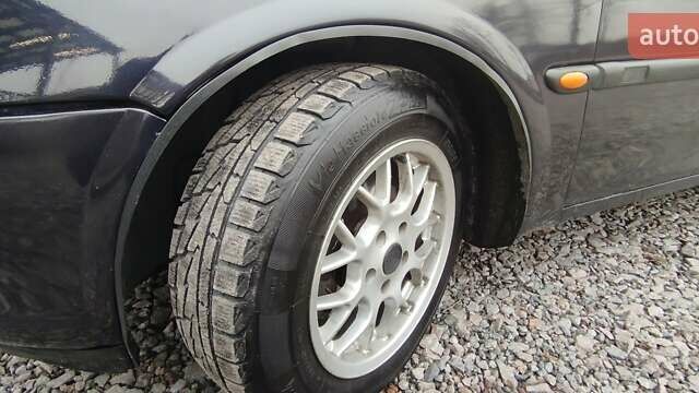 Синий Опель Вектра, объемом двигателя 2 л и пробегом 358 тыс. км за 3000 $, фото 6 на Automoto.ua