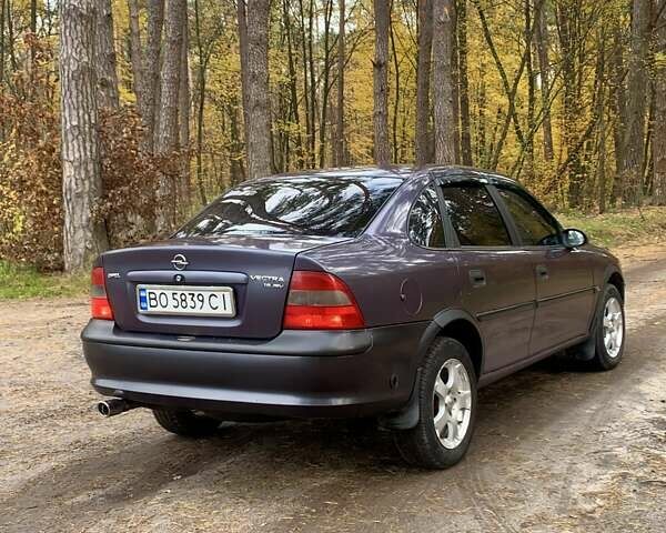 Синій Опель Вектра, об'ємом двигуна 1.8 л та пробігом 209 тис. км за 2650 $, фото 15 на Automoto.ua