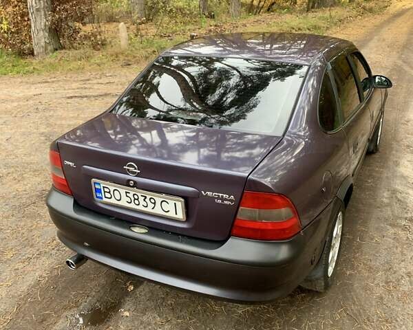 Синій Опель Вектра, об'ємом двигуна 1.8 л та пробігом 209 тис. км за 2650 $, фото 3 на Automoto.ua