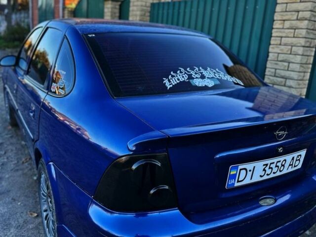 Синий Опель Вектра, объемом двигателя 2.5 л и пробегом 330 тыс. км за 2800 $, фото 6 на Automoto.ua