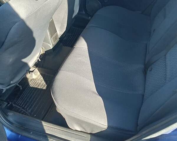 Синий Опель Вектра, объемом двигателя 1.8 л и пробегом 123 тыс. км за 2750 $, фото 6 на Automoto.ua