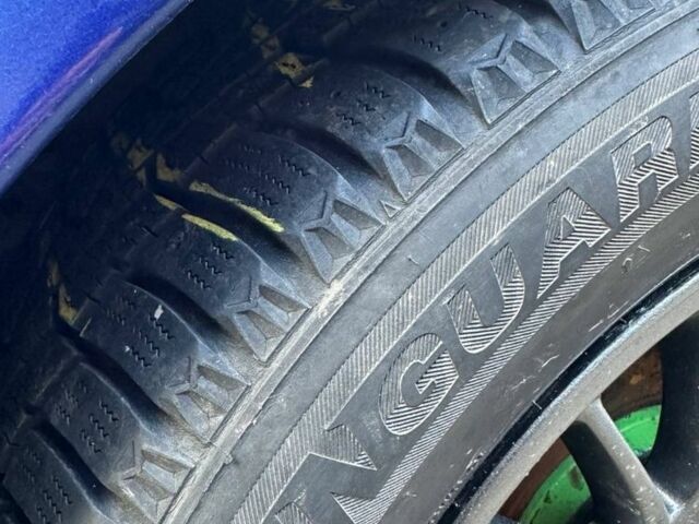 Синий Опель Вектра, объемом двигателя 2.5 л и пробегом 330 тыс. км за 2800 $, фото 11 на Automoto.ua