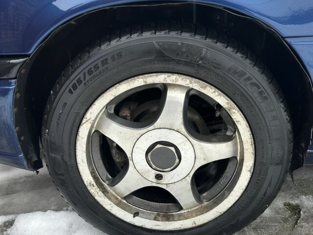 Синий Опель Вектра, объемом двигателя 0 л и пробегом 400 тыс. км за 1000 $, фото 6 на Automoto.ua