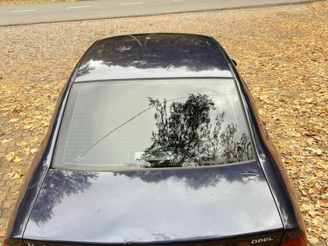 Синий Опель Вектра, объемом двигателя 1.8 л и пробегом 479 тыс. км за 1600 $, фото 7 на Automoto.ua