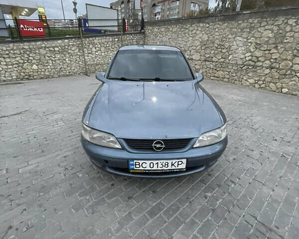 Синий Опель Вектра, объемом двигателя 2 л и пробегом 350 тыс. км за 1700 $, фото 4 на Automoto.ua