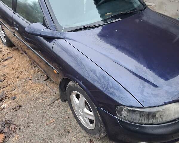 Синий Опель Вектра, объемом двигателя 2 л и пробегом 1 тыс. км за 2300 $, фото 1 на Automoto.ua