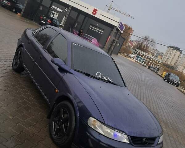 Синій Опель Вектра, об'ємом двигуна 1.6 л та пробігом 183 тис. км за 2550 $, фото 7 на Automoto.ua