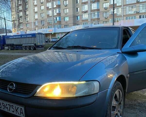Синій Опель Вектра, об'ємом двигуна 1.8 л та пробігом 283 тис. км за 2600 $, фото 3 на Automoto.ua