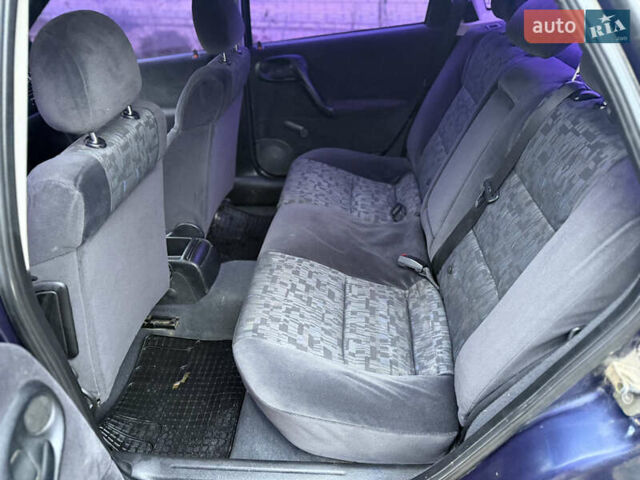 Синій Опель Вектра, об'ємом двигуна 2 л та пробігом 248 тис. км за 2550 $, фото 26 на Automoto.ua