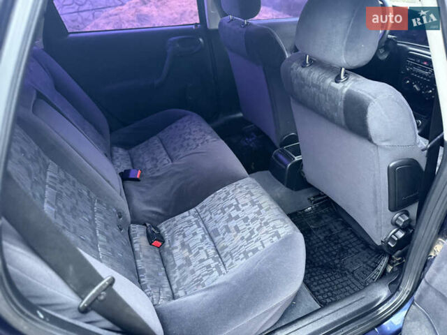 Синій Опель Вектра, об'ємом двигуна 2 л та пробігом 248 тис. км за 2550 $, фото 55 на Automoto.ua