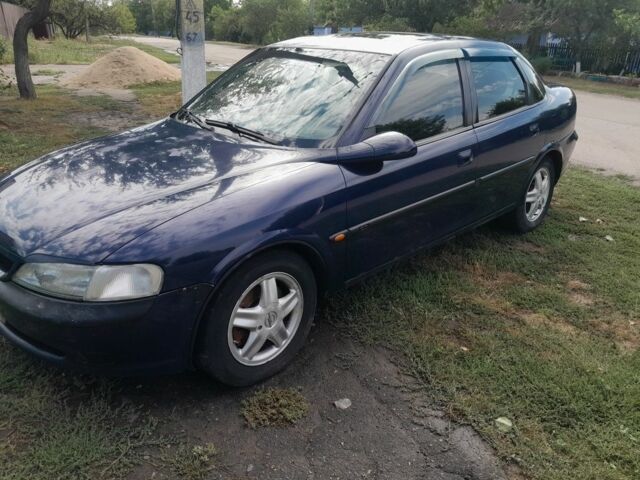 Синій Опель Вектра, об'ємом двигуна 2.5 л та пробігом 250 тис. км за 1919 $, фото 1 на Automoto.ua