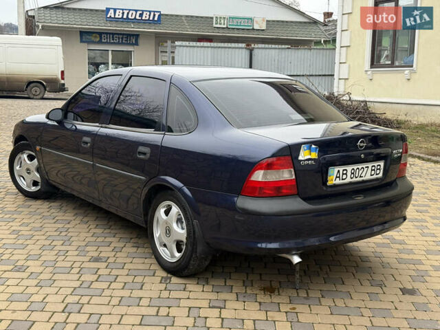 Синій Опель Вектра, об'ємом двигуна 2 л та пробігом 248 тис. км за 2550 $, фото 4 на Automoto.ua