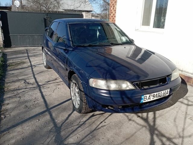 Синій Опель Вектра, об'ємом двигуна 2 л та пробігом 340 тис. км за 1800 $, фото 4 на Automoto.ua