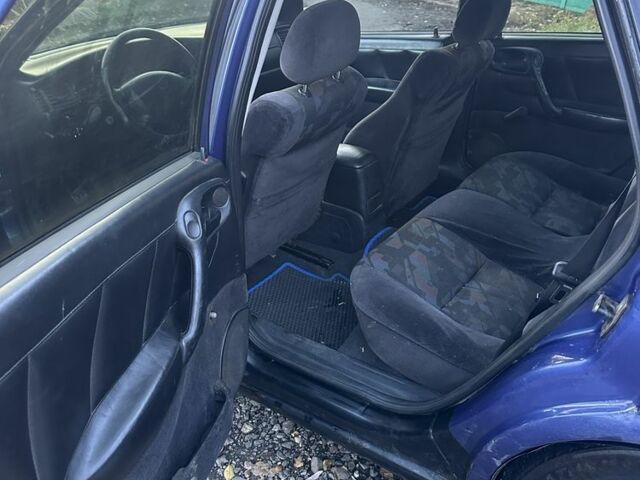 Синий Опель Вектра, объемом двигателя 2 л и пробегом 3 тыс. км за 2500 $, фото 8 на Automoto.ua