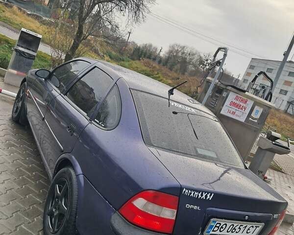 Синій Опель Вектра, об'ємом двигуна 1.6 л та пробігом 183 тис. км за 2550 $, фото 5 на Automoto.ua