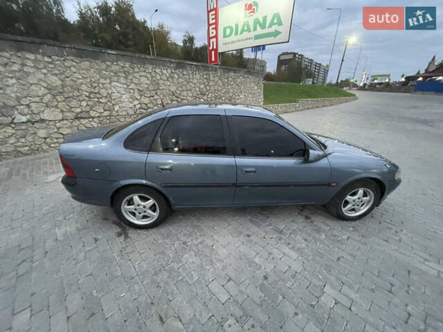 Синий Опель Вектра, объемом двигателя 2 л и пробегом 350 тыс. км за 1700 $, фото 14 на Automoto.ua