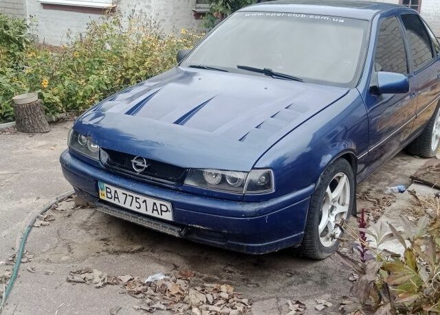 Синій Опель Вектра, об'ємом двигуна 6 л та пробігом 100 тис. км за 1300 $, фото 2 на Automoto.ua