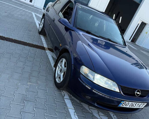 Синий Опель Вектра, объемом двигателя 1.6 л и пробегом 177 тыс. км за 2800 $, фото 2 на Automoto.ua