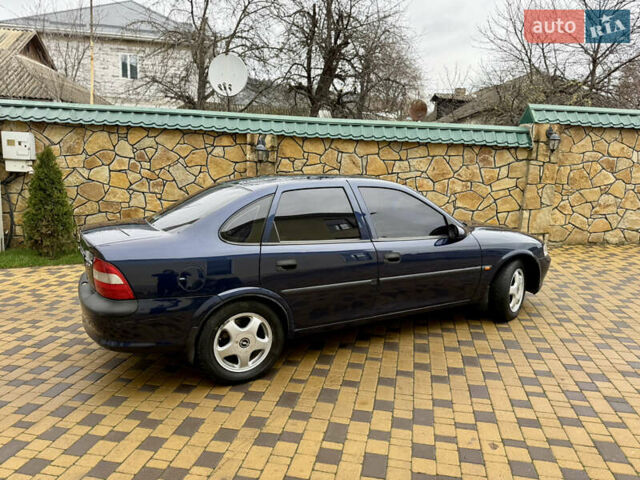 Синій Опель Вектра, об'ємом двигуна 2 л та пробігом 248 тис. км за 2550 $, фото 20 на Automoto.ua