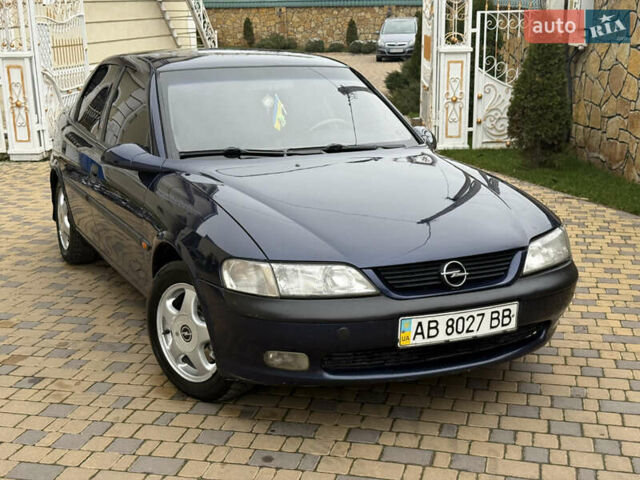 Синій Опель Вектра, об'ємом двигуна 2 л та пробігом 248 тис. км за 2550 $, фото 2 на Automoto.ua