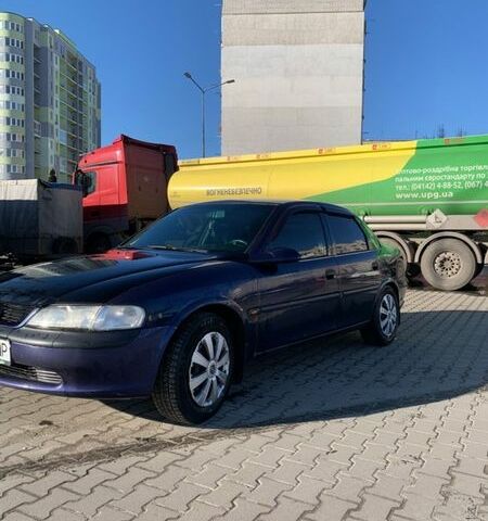 Синий Опель Вектра, объемом двигателя 1.6 л и пробегом 291 тыс. км за 3100 $, фото 1 на Automoto.ua