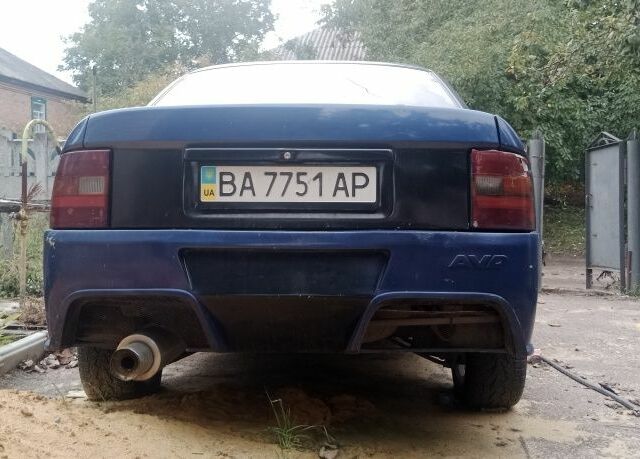 Синій Опель Вектра, об'ємом двигуна 6 л та пробігом 100 тис. км за 1300 $, фото 5 на Automoto.ua