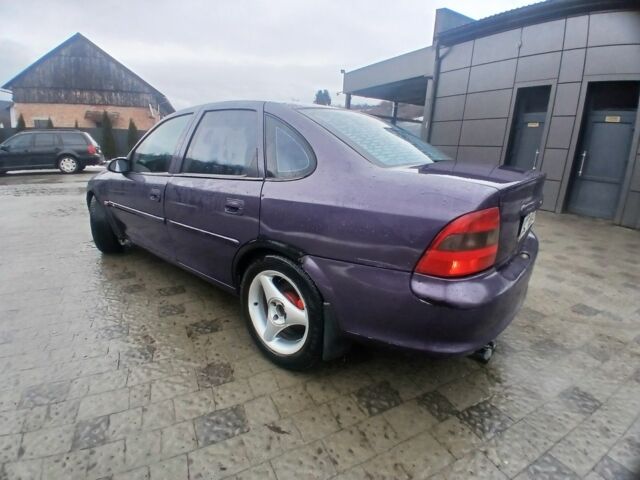 Синий Опель Вектра, объемом двигателя 0 л и пробегом 230 тыс. км за 900 $, фото 1 на Automoto.ua