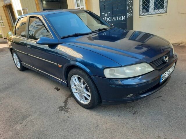 Синій Опель Вектра, об'ємом двигуна 2 л та пробігом 315 тис. км за 2300 $, фото 6 на Automoto.ua