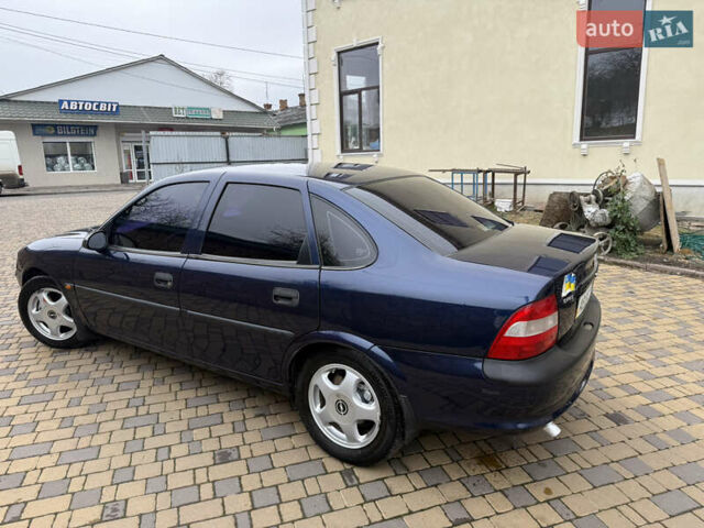 Синій Опель Вектра, об'ємом двигуна 2 л та пробігом 248 тис. км за 2550 $, фото 6 на Automoto.ua