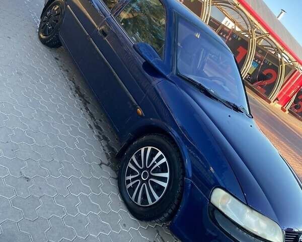 Синій Опель Вектра, об'ємом двигуна 2 л та пробігом 391 тис. км за 2200 $, фото 7 на Automoto.ua