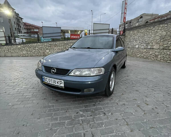 Синий Опель Вектра, объемом двигателя 2 л и пробегом 350 тыс. км за 1700 $, фото 6 на Automoto.ua