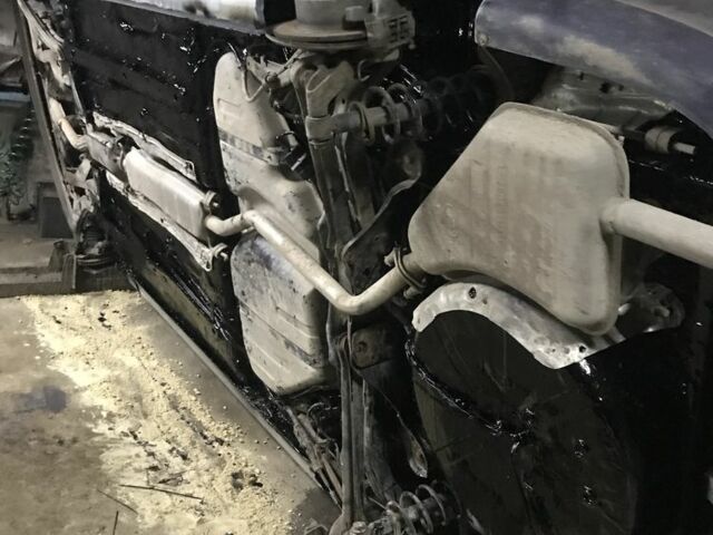 Синий Опель Вектра, объемом двигателя 1.8 л и пробегом 350 тыс. км за 1500 $, фото 9 на Automoto.ua