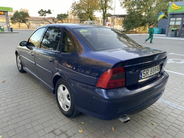 Синій Опель Вектра, об'ємом двигуна 2 л та пробігом 220 тис. км за 1650 $, фото 16 на Automoto.ua