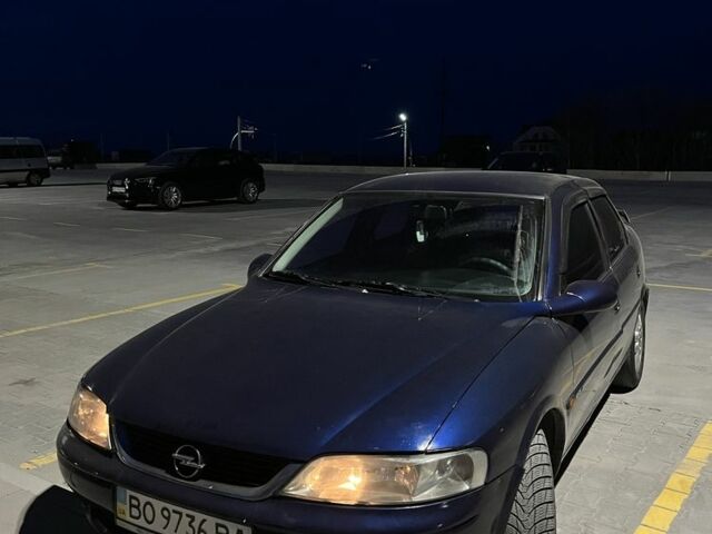 Синий Опель Вектра, объемом двигателя 2 л и пробегом 355 тыс. км за 2150 $, фото 1 на Automoto.ua