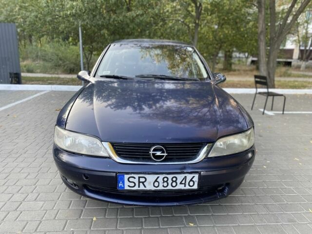 Синій Опель Вектра, об'ємом двигуна 2 л та пробігом 220 тис. км за 1650 $, фото 12 на Automoto.ua