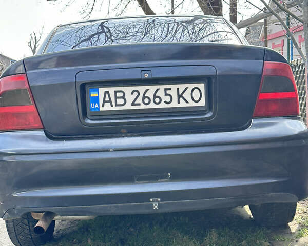 Синий Опель Вектра, объемом двигателя 2.5 л и пробегом 466 тыс. км за 3200 $, фото 5 на Automoto.ua