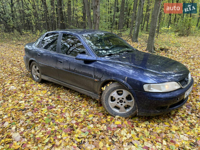 Синий Опель Вектра, объемом двигателя 2 л и пробегом 390 тыс. км за 1800 $, фото 9 на Automoto.ua