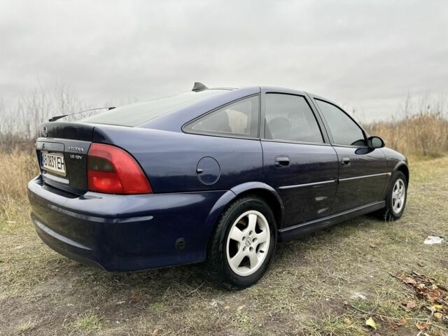 Синий Опель Вектра, объемом двигателя 1.8 л и пробегом 250 тыс. км за 2900 $, фото 2 на Automoto.ua