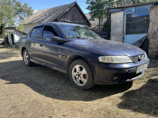 Синій Опель Вектра, об'ємом двигуна 1.6 л та пробігом 1 тис. км за 1000 $, фото 6 на Automoto.ua