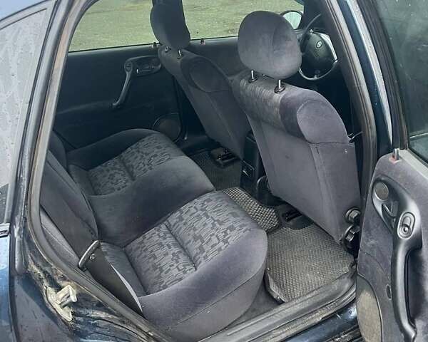 Синий Опель Вектра, объемом двигателя 1.6 л и пробегом 338 тыс. км за 2700 $, фото 10 на Automoto.ua