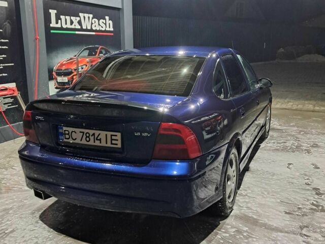 Синій Опель Вектра, об'ємом двигуна 1.6 л та пробігом 432 тис. км за 2200 $, фото 2 на Automoto.ua