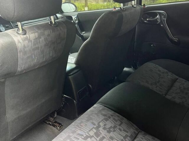 Синій Опель Вектра, об'ємом двигуна 1.6 л та пробігом 330 тис. км за 2000 $, фото 7 на Automoto.ua