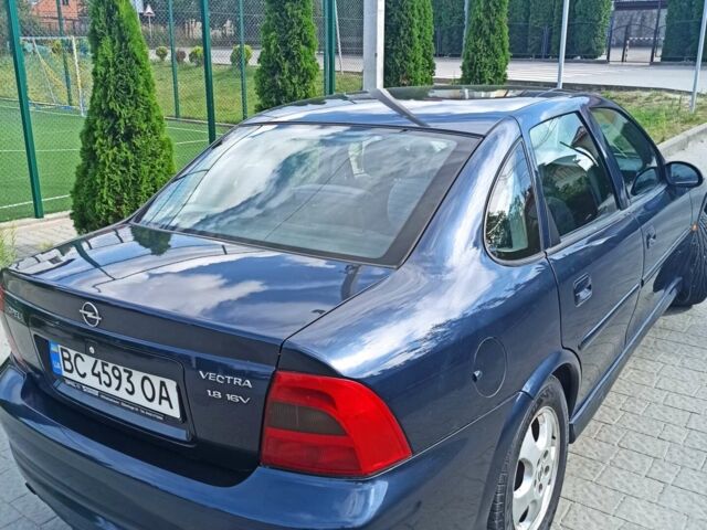 Синий Опель Вектра, объемом двигателя 1.8 л и пробегом 277 тыс. км за 2700 $, фото 18 на Automoto.ua