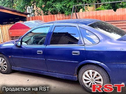 Синій Опель Вектра, об'ємом двигуна 1.8 л та пробігом 440 тис. км за 1500 $, фото 1 на Automoto.ua