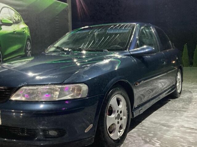 Синій Опель Вектра, об'ємом двигуна 2 л та пробігом 470 тис. км за 2200 $, фото 2 на Automoto.ua