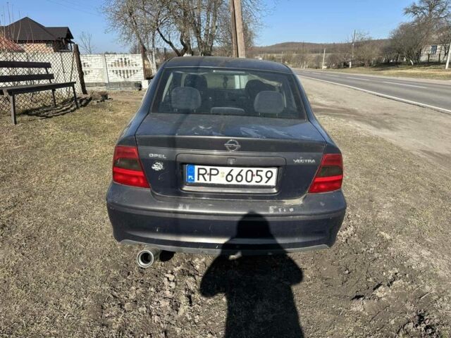 Синий Опель Вектра, объемом двигателя 0 л и пробегом 200 тыс. км за 700 $, фото 7 на Automoto.ua