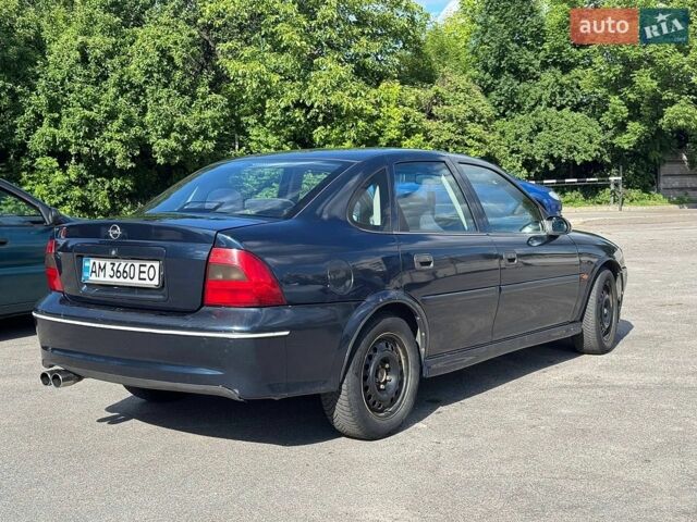 Синий Опель Вектра, объемом двигателя 1.6 л и пробегом 413 тыс. км за 1999 $, фото 2 на Automoto.ua