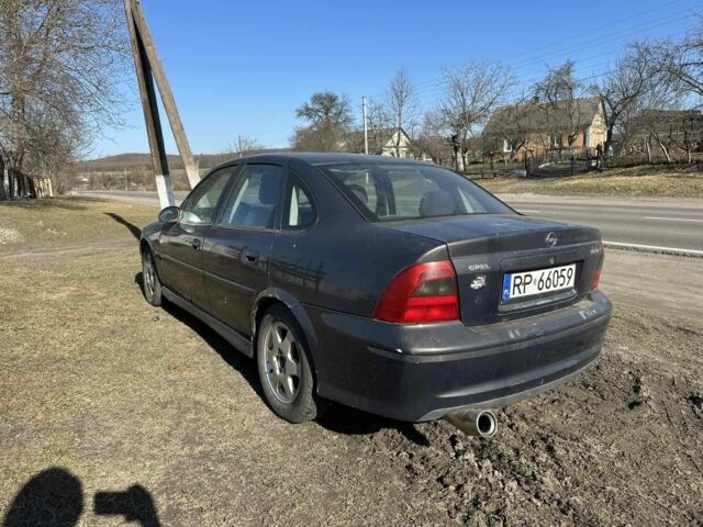 Синий Опель Вектра, объемом двигателя 0 л и пробегом 200 тыс. км за 700 $, фото 4 на Automoto.ua