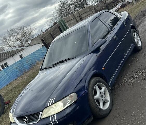 Синій Опель Вектра, об'ємом двигуна 1.6 л та пробігом 100 тис. км за 1400 $, фото 1 на Automoto.ua