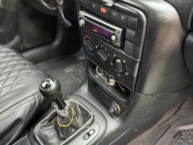 Опель Вектра 2000 в Остоге на Automoto.ua Синий Опель Вектра, объемом двигателя 1.8 л и пробегом 300 тыс. км за 1850 $, фото 16 на Automoto.ua